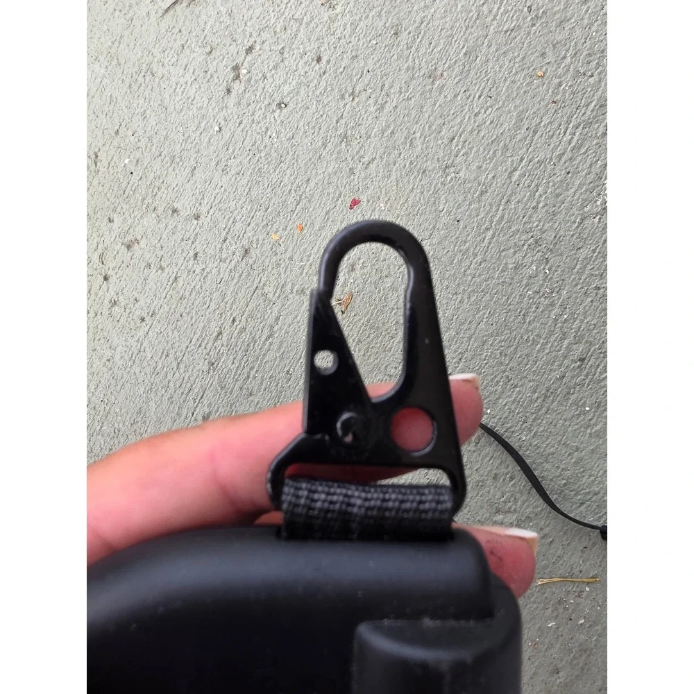 Pocket‎ Juice 5000mAh Portable Power Bank USB-C Built-in Cable Black 30123 Z1
